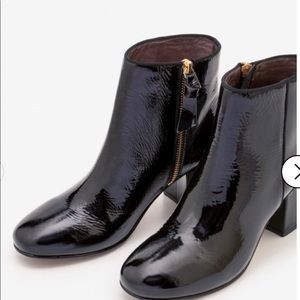 Boden boots never worn